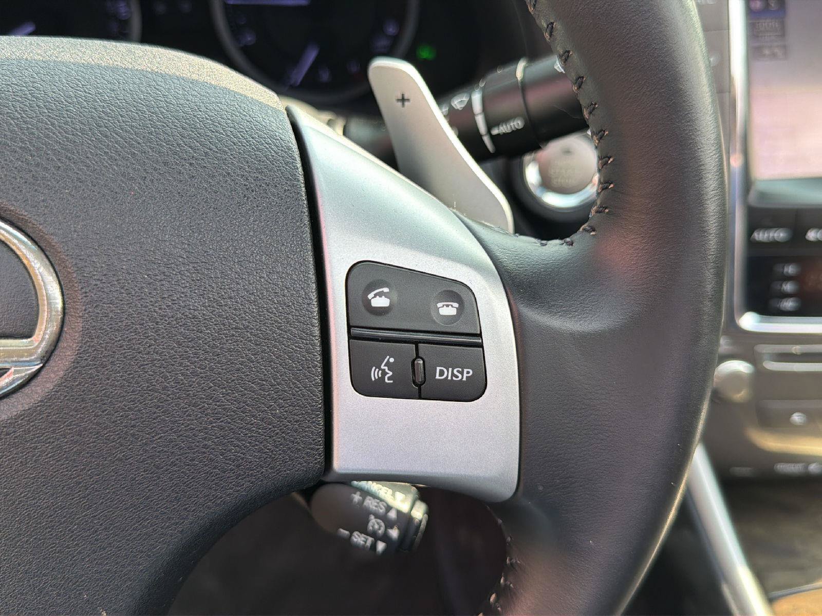 Used 2014 Lexus IS 250C w/ Luxury Package RWD image 15