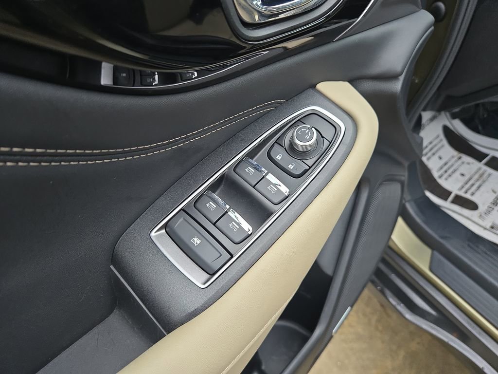 Used 2023 Subaru Outback Limited image 13