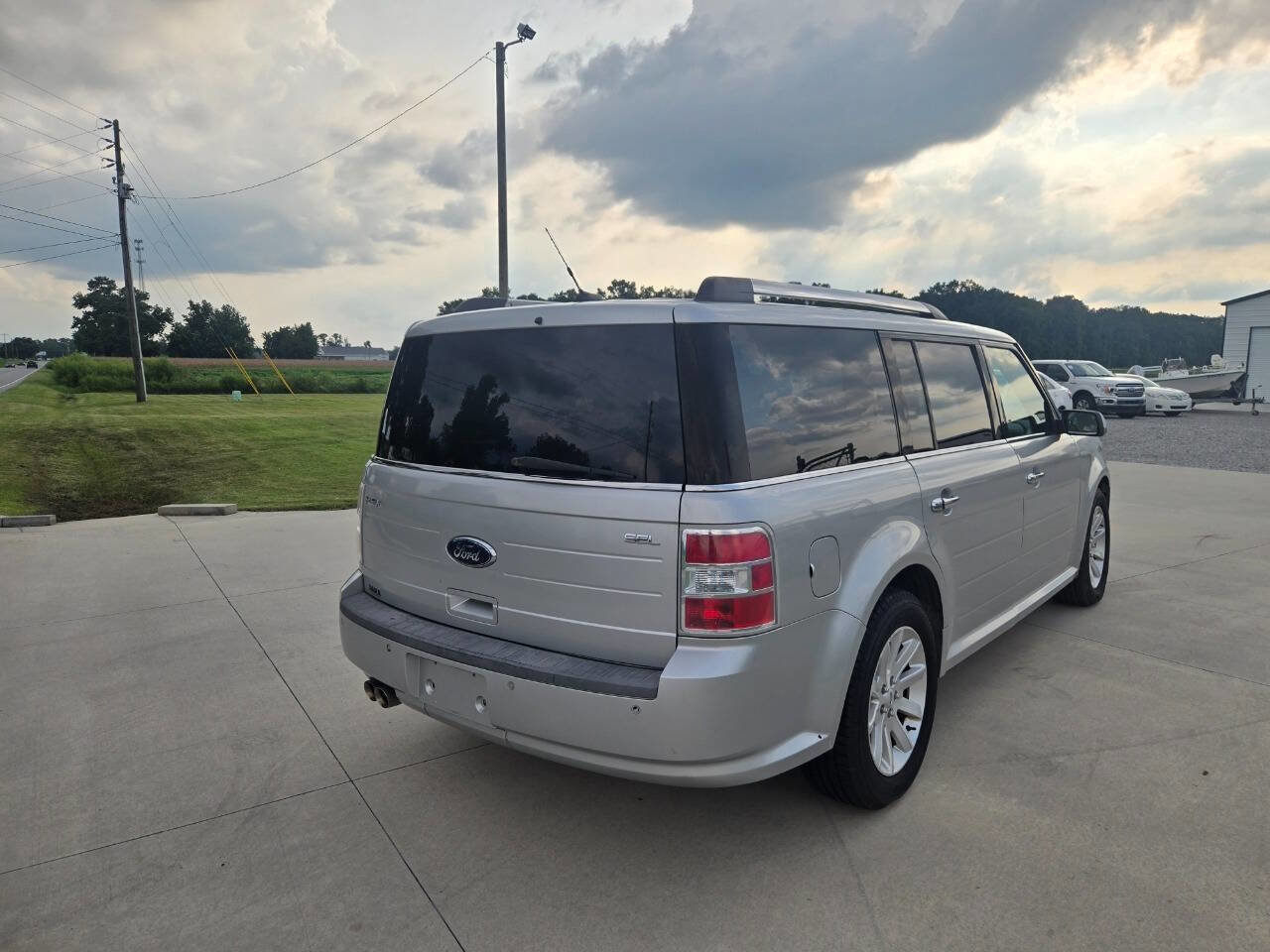 Used 2009 Ford Flex SEL image 7
