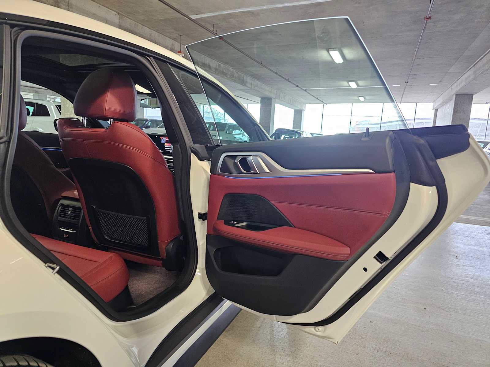 Used 2023 BMW i4 eDrive35 w/ Premium Package image 31