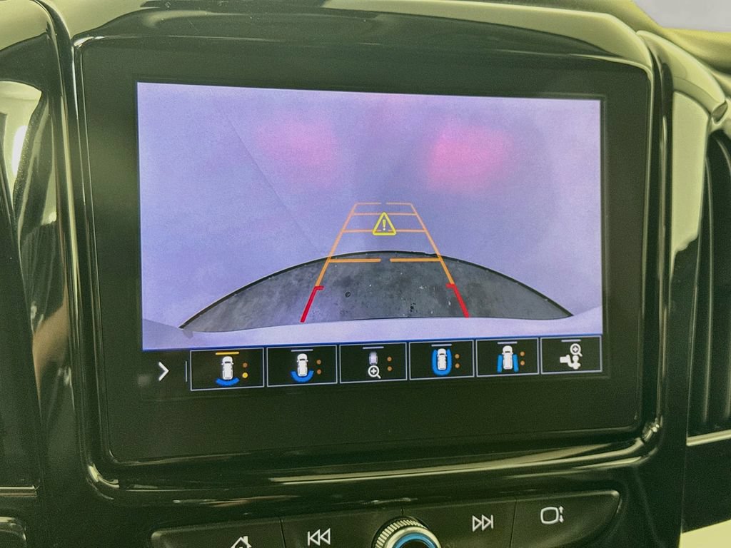 Used 2020 Chevrolet Traverse RS FWD image 15