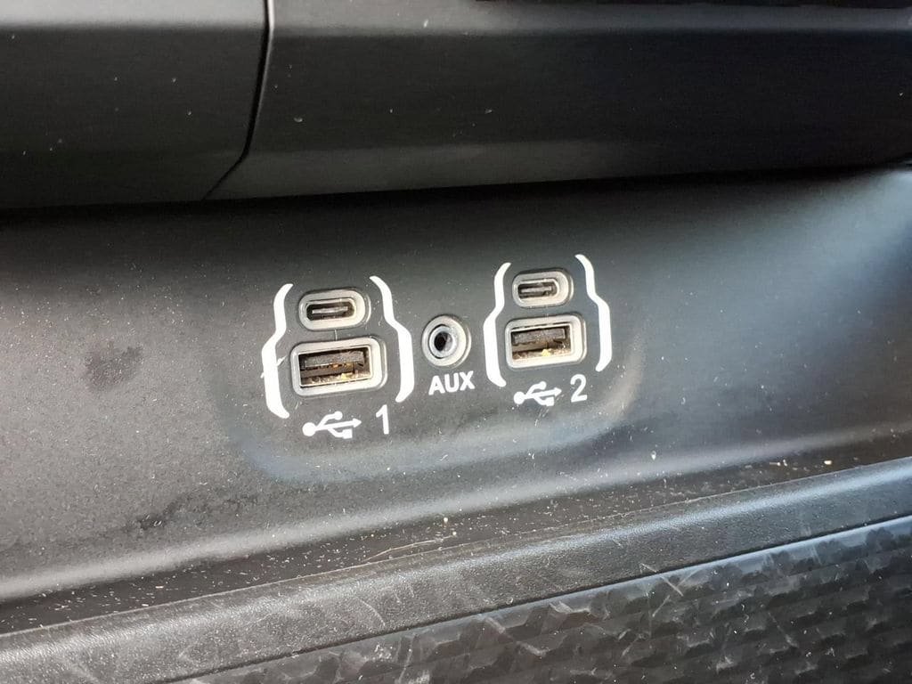 Used 2023 RAM 1500 Laramie AWD/4WD image 13