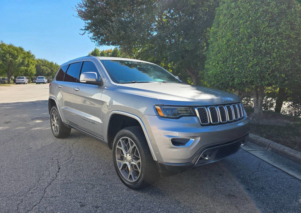 Used 2018 Jeep Grand Cherokee Limited image 7