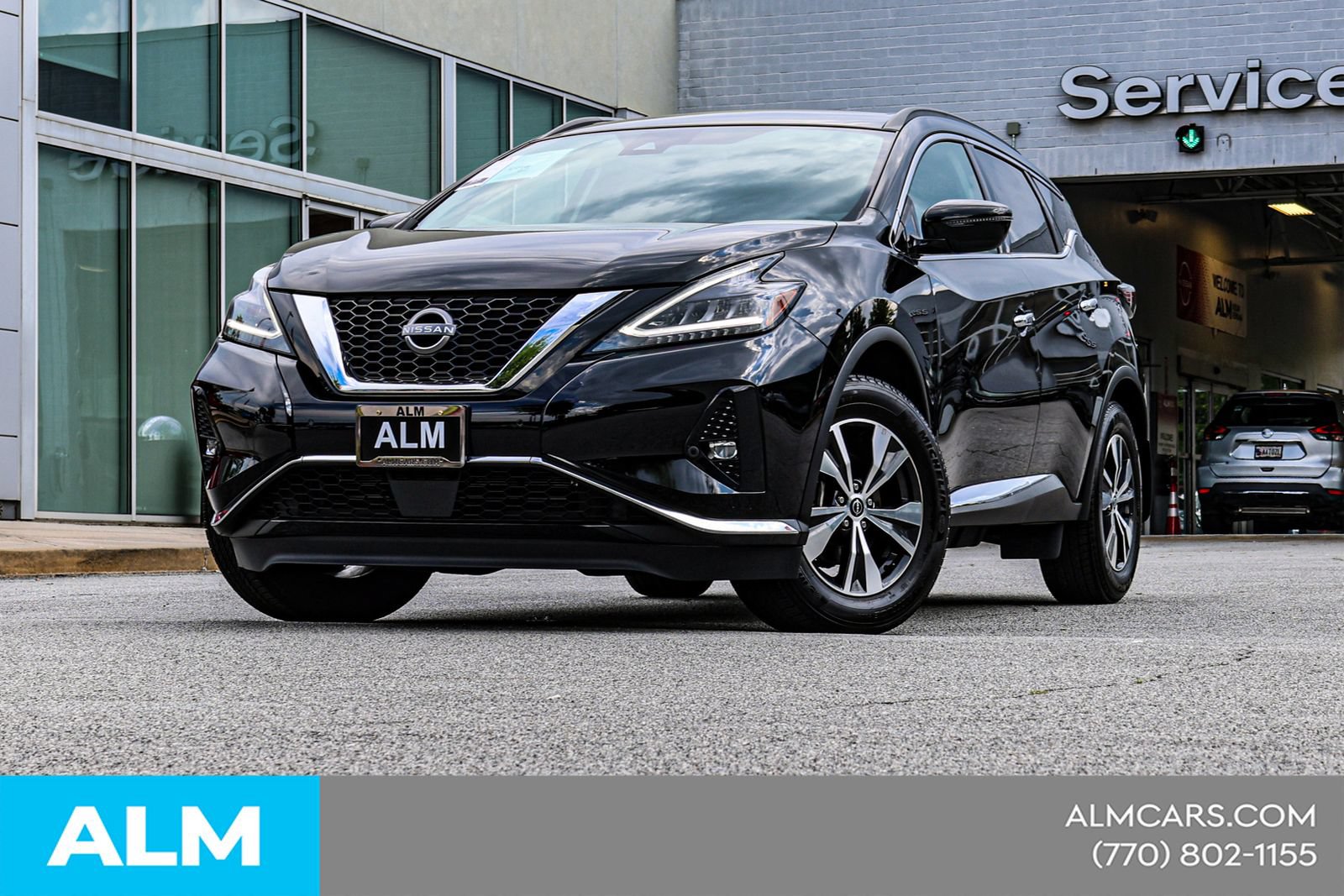 Used 2024 Nissan Murano SV FWD image 2