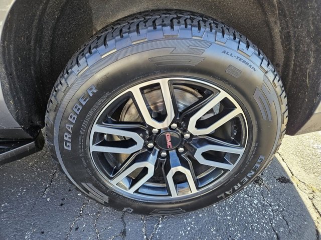 Certified 2021 GMC Yukon XL AT4 w/ Technology Package image 31