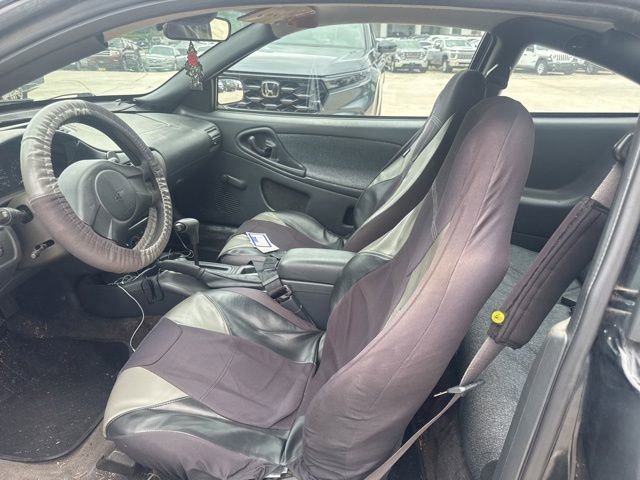 Used 2004 Chevrolet Cavalier Coupe w/ Preferred Equipment Group FWD image 35