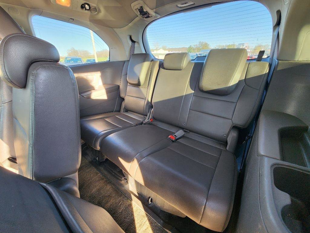 Used 2011 Honda Odyssey EX-L image 21