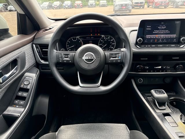 Certified 2023 Nissan Rogue SV FWD image 13