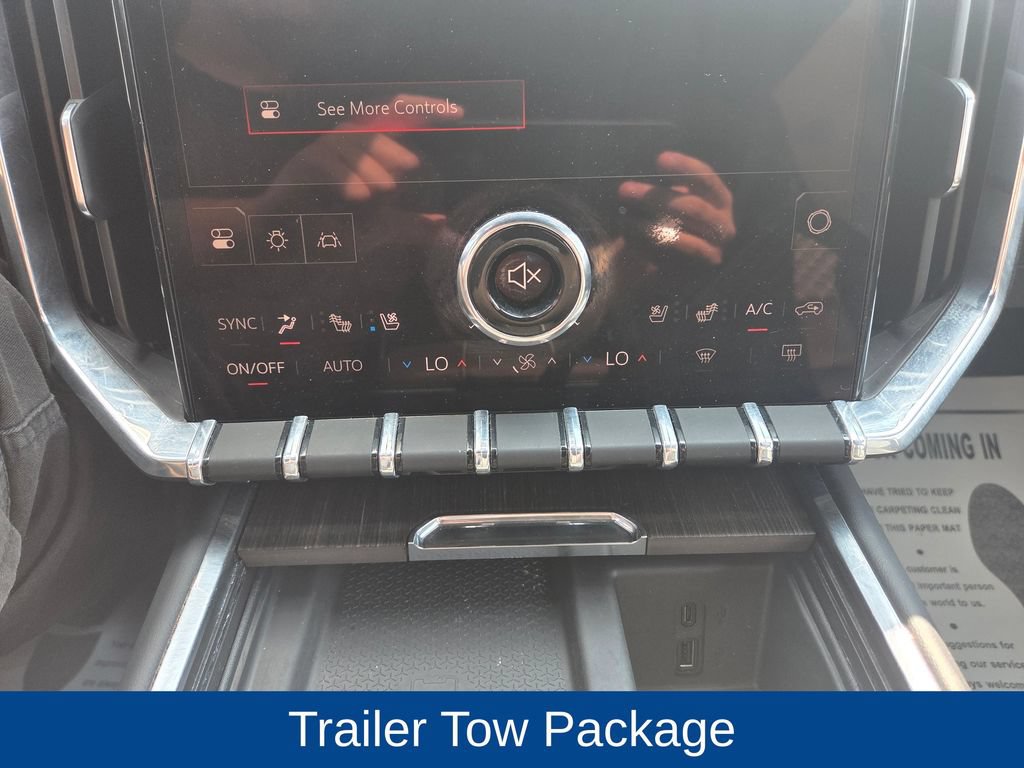 Used 2025 GMC Acadia Denali AWD/4WD image 31