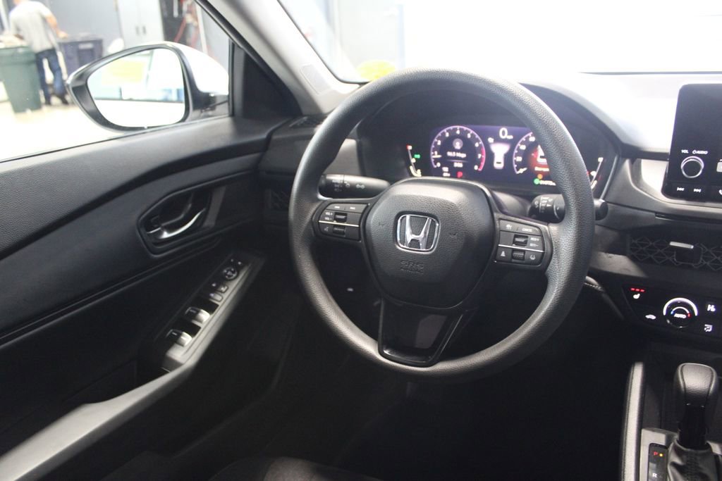 Used 2023 Honda Accord EX image 23