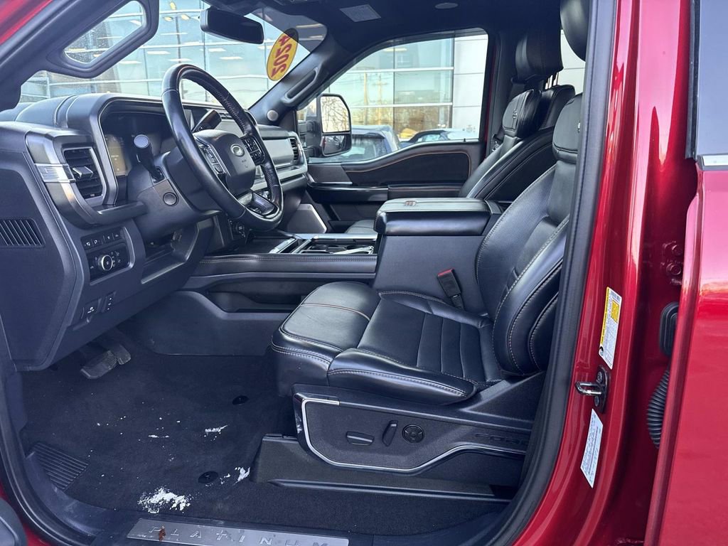 Used 2024 Ford F350 Platinum w/ FX4 Off-Road Package image 17