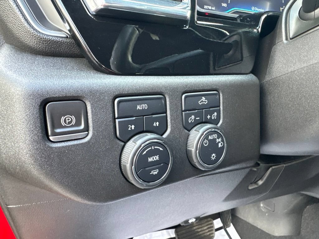 Used 2023 Chevrolet Silverado 1500 LT AWD/4WD image 18