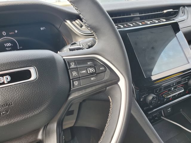 Certified 2023 Jeep Grand Cherokee Altitude AWD/4WD image 14