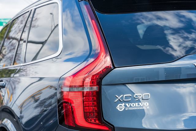 New 2026 Volvo XC90 B6 Plus w/ Protection Package Premier image 8