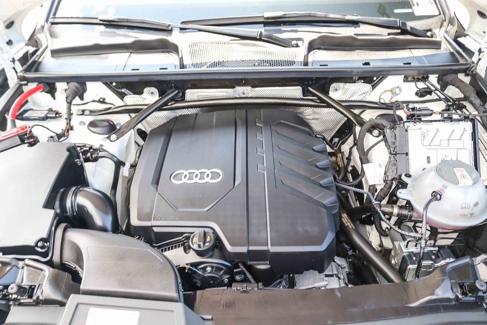 Certified 2023 Audi Q5 2.0T Premium Plus w/ Premium Plus Package AWD/4WD image 31