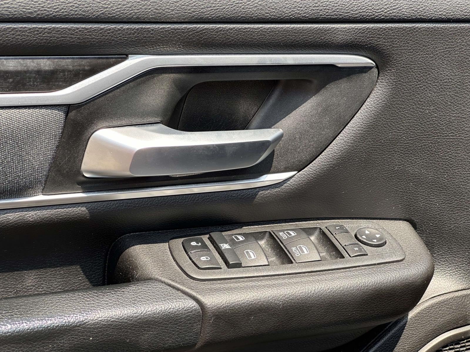 Used 2022 RAM 1500 Big Horn AWD/4WD image 12