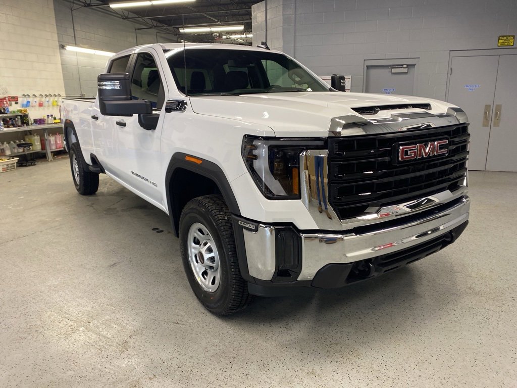 New 2026 GMC Sierra 3500 Pro w/ Convenience Package image 1
