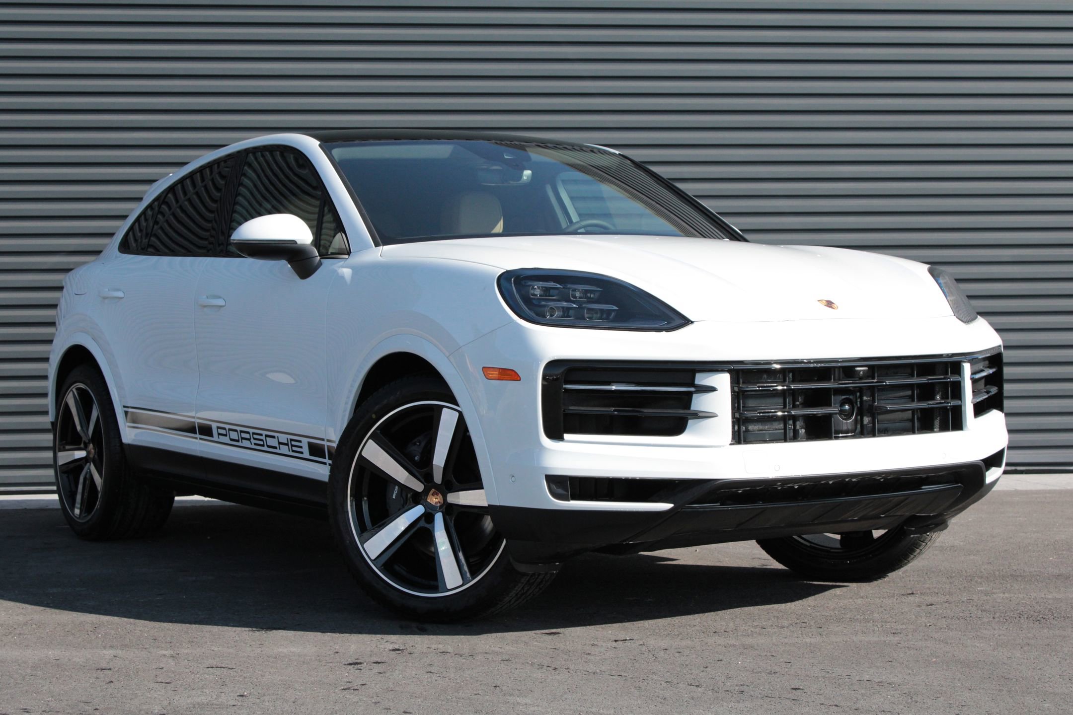 New 2026 Porsche Cayenne Coupe image 7