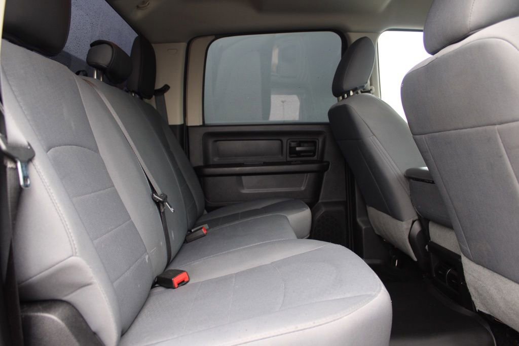 Used 2016 RAM 2500 Tradesman w/ Chrome Appearance Group image 25