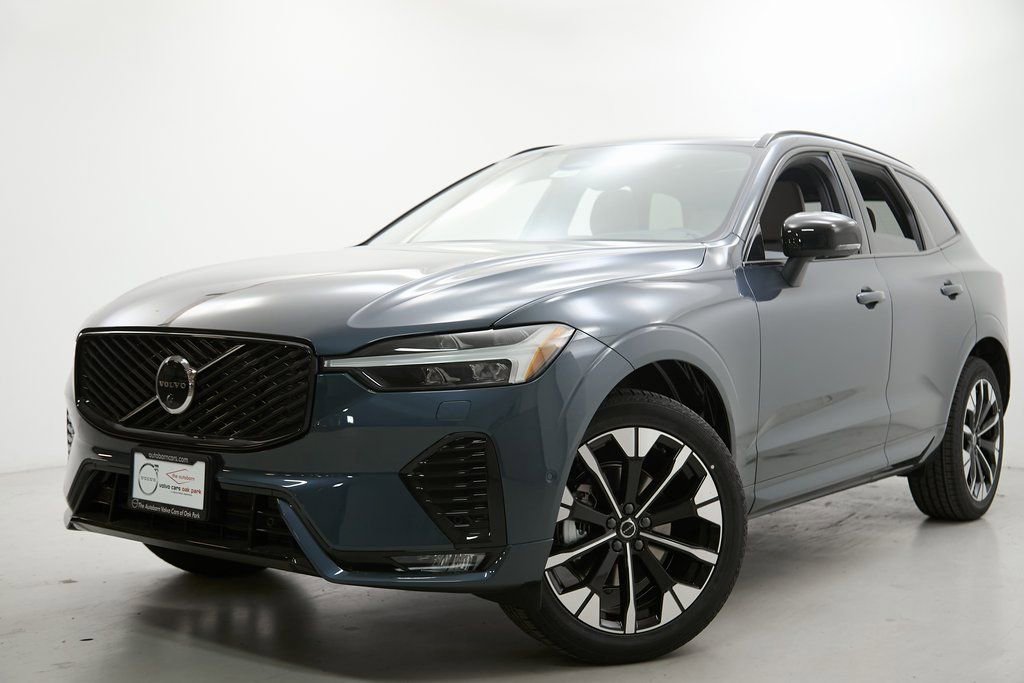 New 2026 Volvo XC60 B5 Plus w/ Protection Package Premier image 2