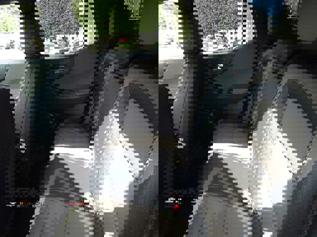 New 2026 Chevrolet Equinox LT w/ Convenience Package II image 20