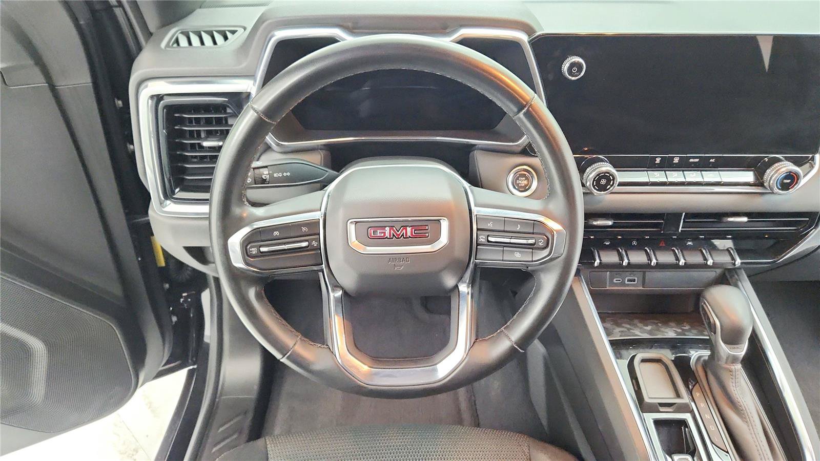 Used 2025 GMC Canyon Elevation RWD image 18