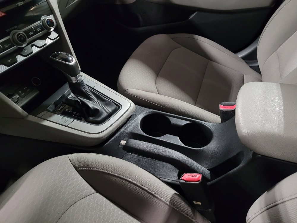 Used 2019 Hyundai Elantra Value Edition w/ Winter Weather Package FWD image 26