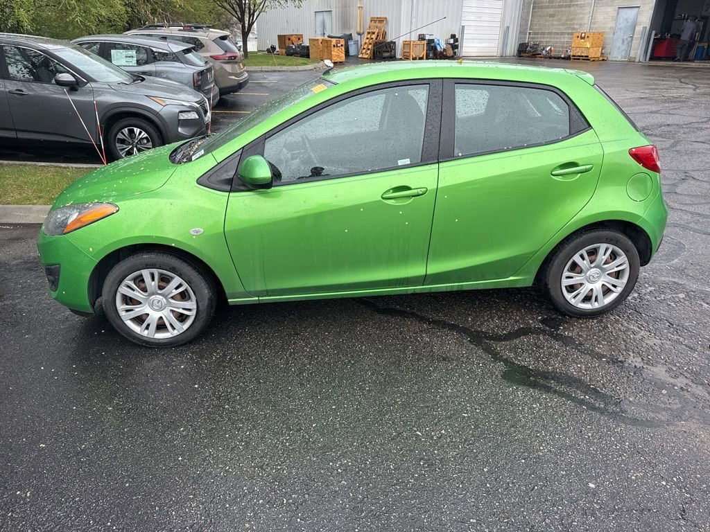Used 2013 MAZDA MAZDA2 Sport FWD image 5