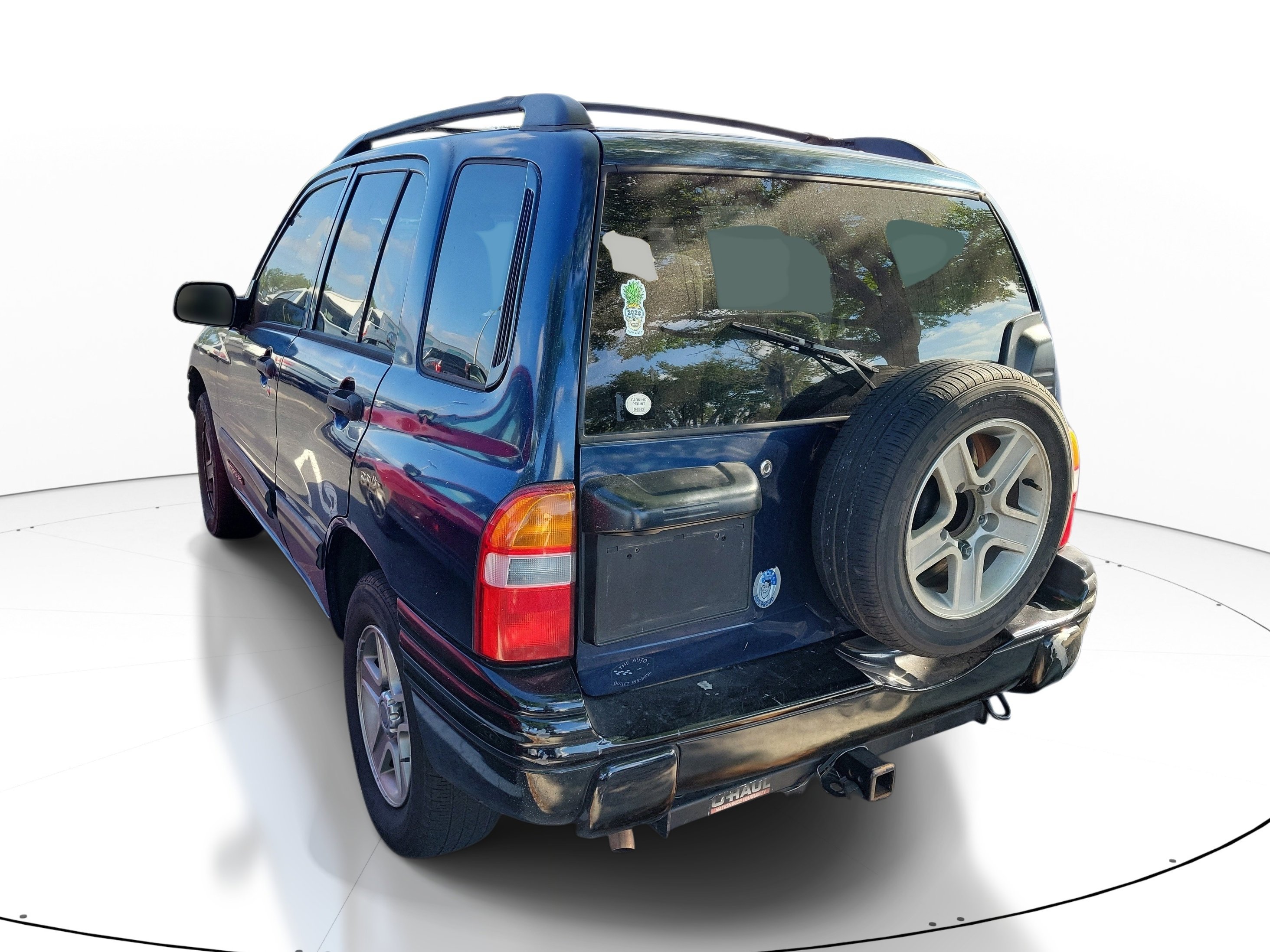 Used 2003 Chevrolet Tracker 2WD w/ Preferred Equipment Group image 4