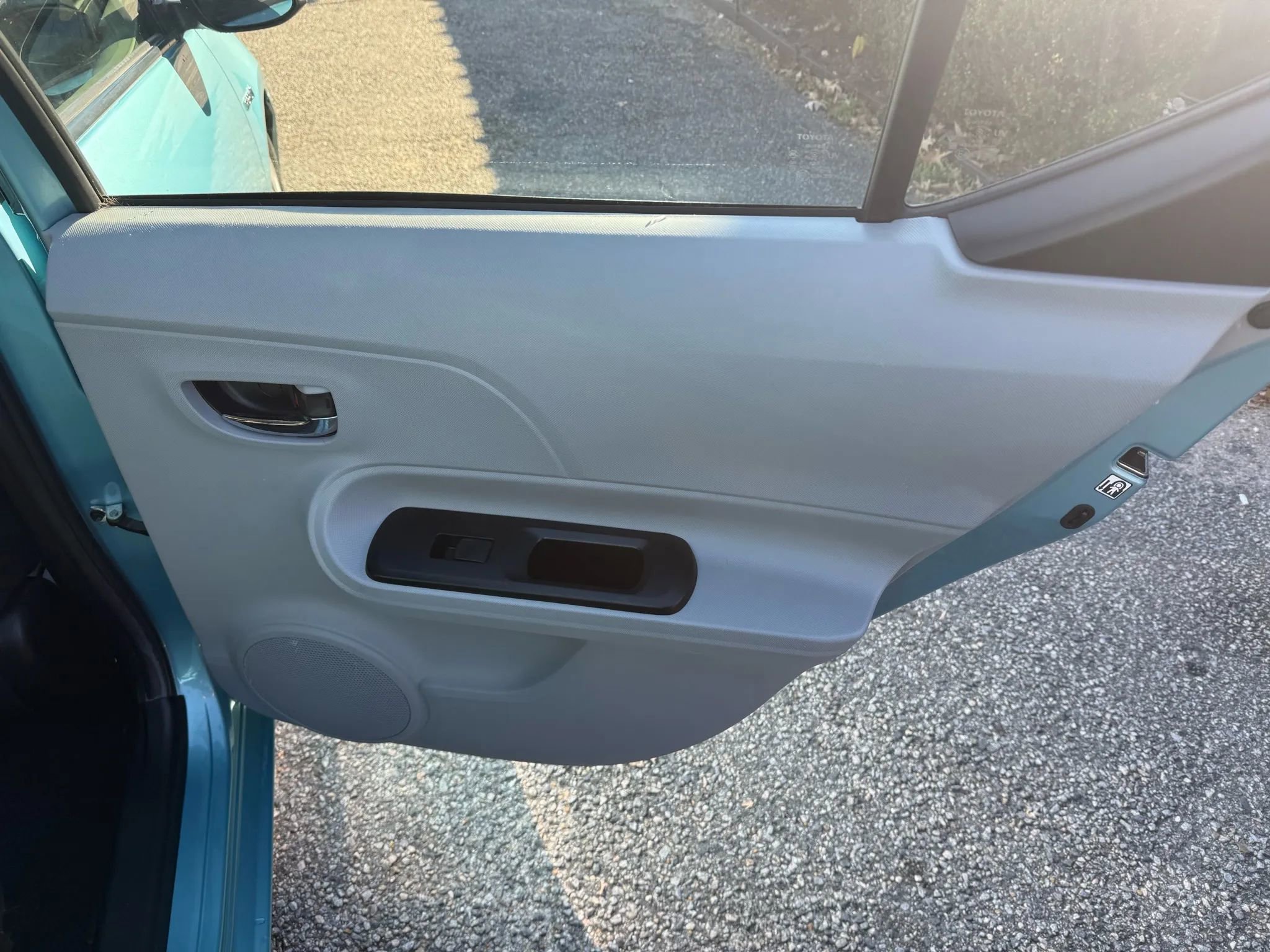 Used 2013 Toyota Prius C Three image 26