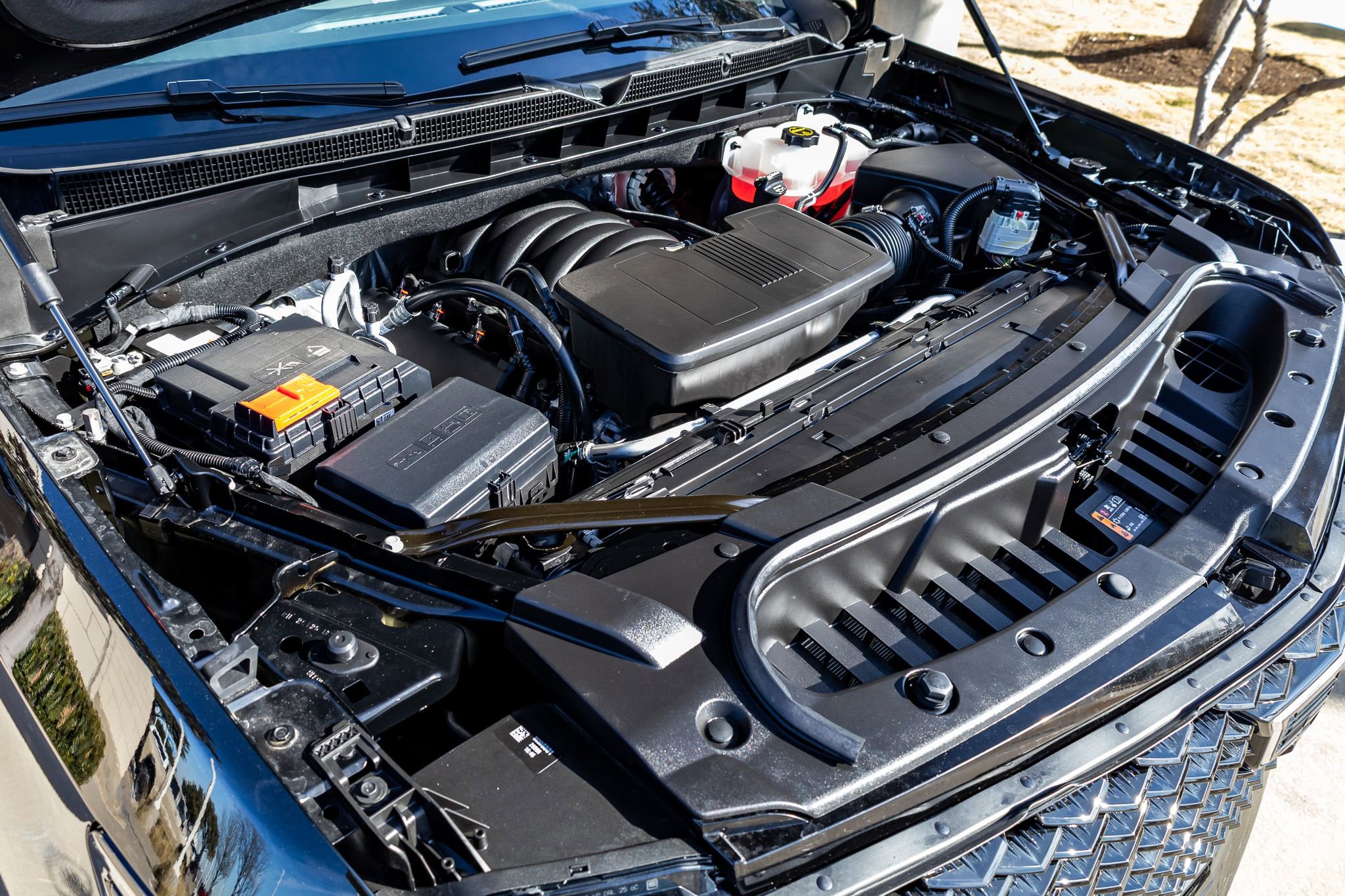 Used 2026 Cadillac Escalade ESV Platinum Sport w/ LPO, ONYX Package image 43