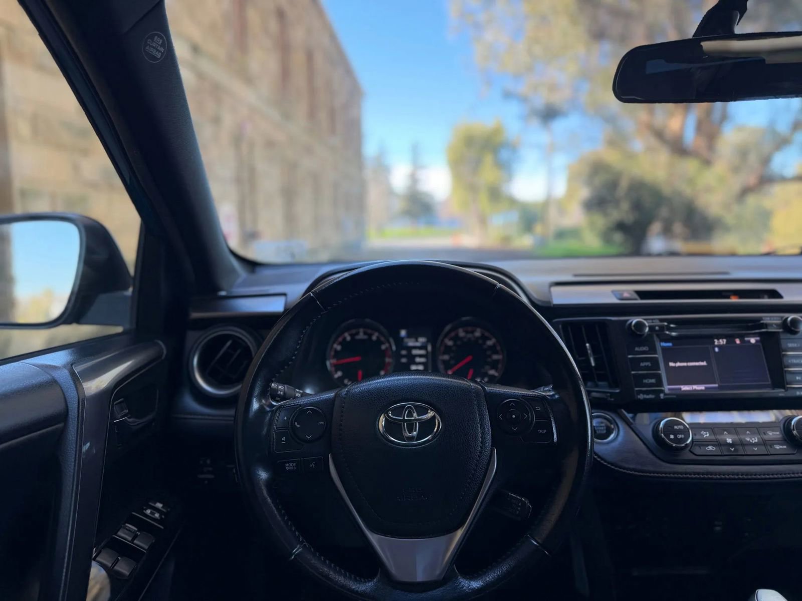 Used 2016 Toyota RAV4 SE FWD image 15