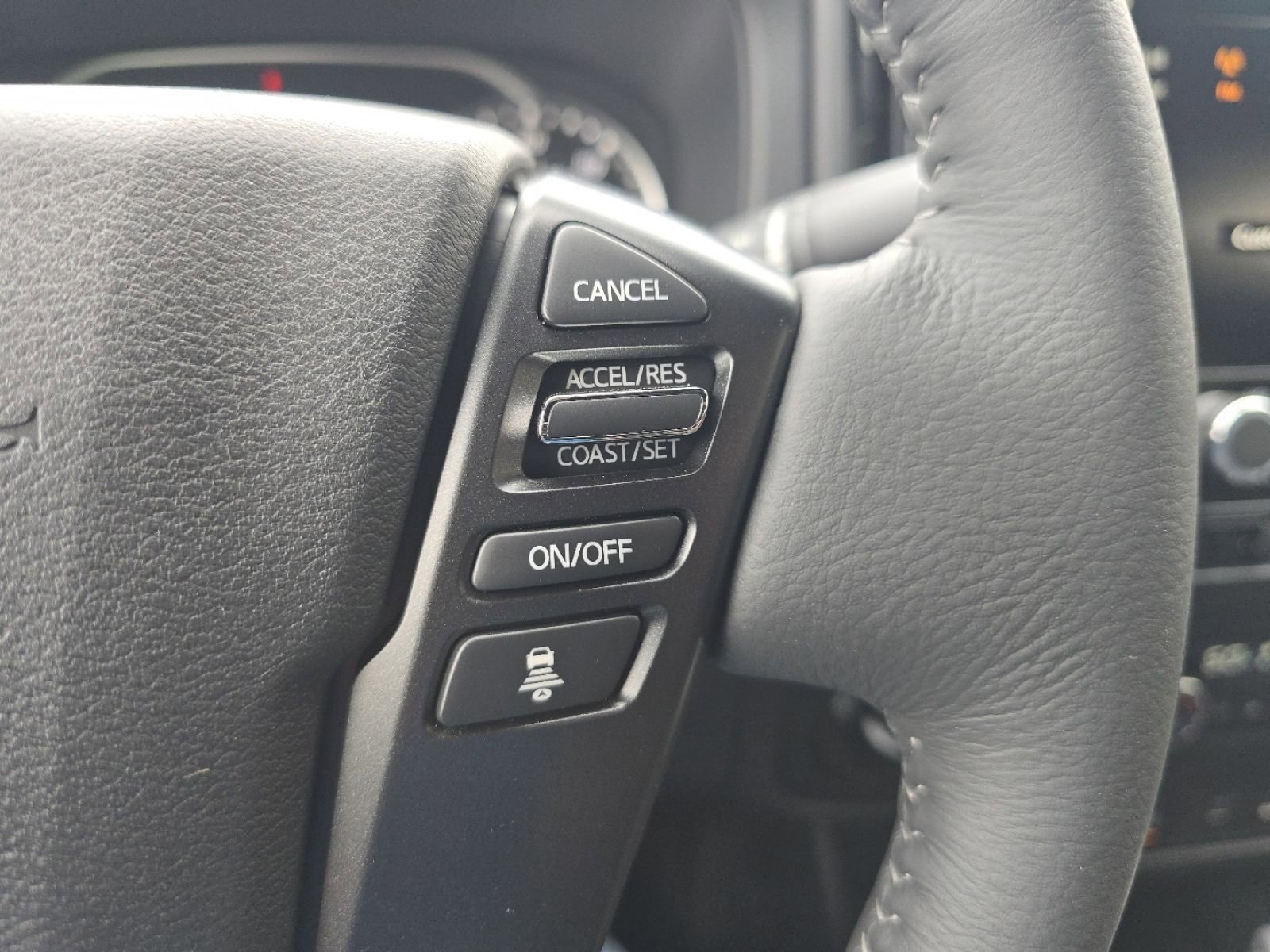 New 2026 Nissan Frontier SV w/ All-Weather Content Package AWD/4WD image 25