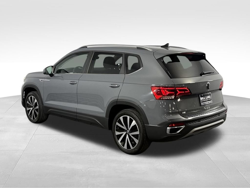 Used 2023 Volkswagen Taos SE FWD image 9