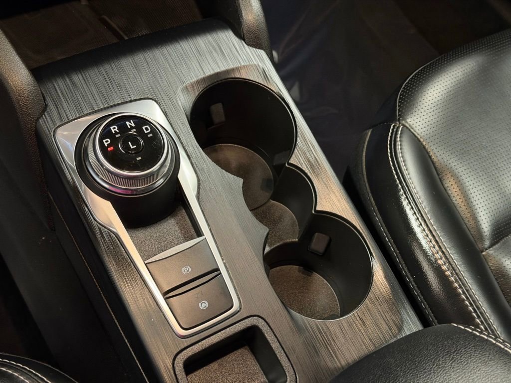 Used 2024 Ford Escape Platinum image 32