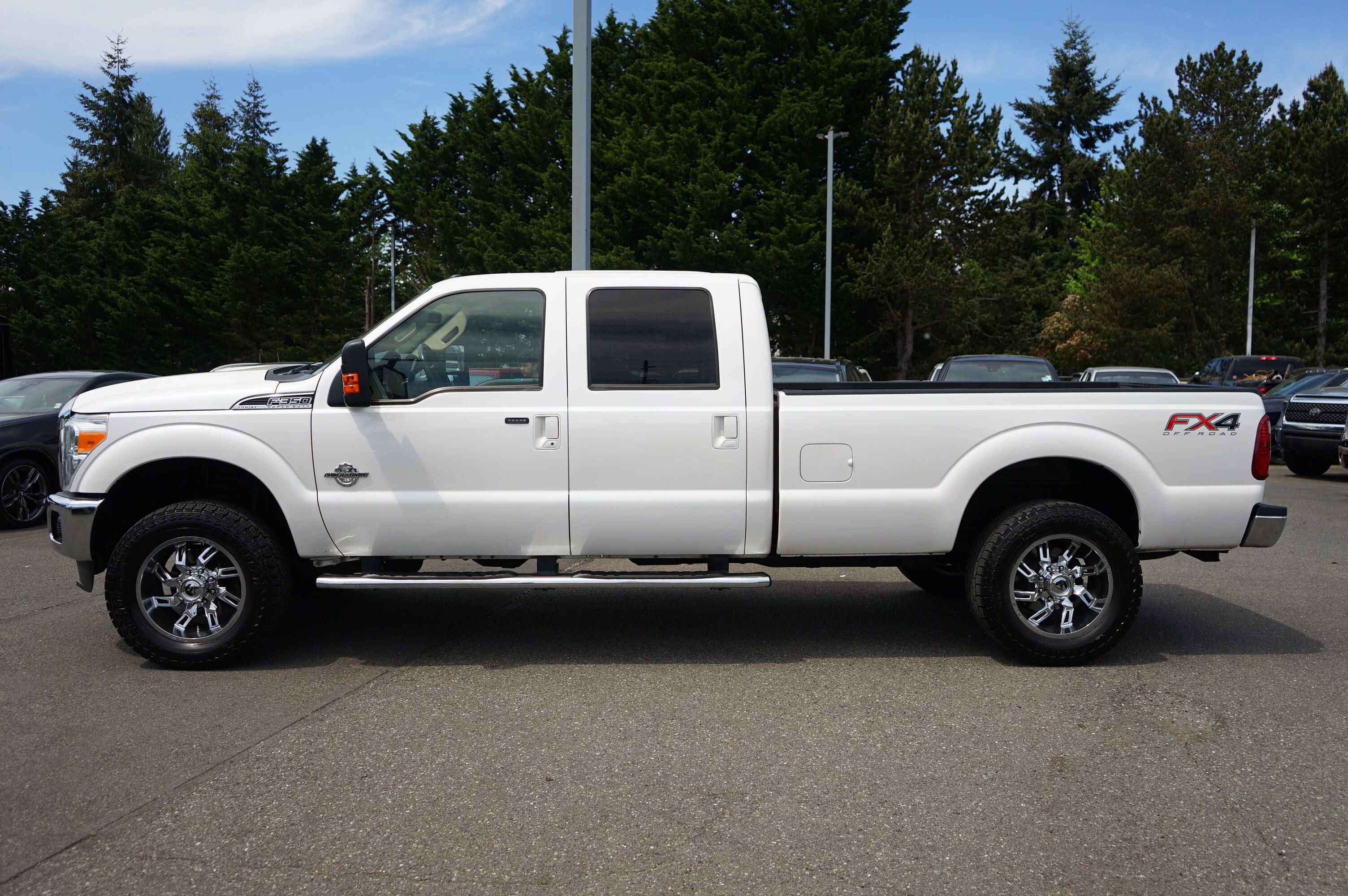 Used 2015 Ford F350 Lariat w/ Lariat Ultimate Package AWD/4WD image 3