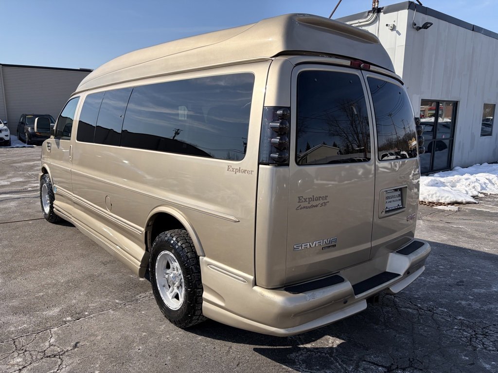 Used 2008 GMC Savana 2500 Extended Passenger w/ Preferred Equipment Group image 36