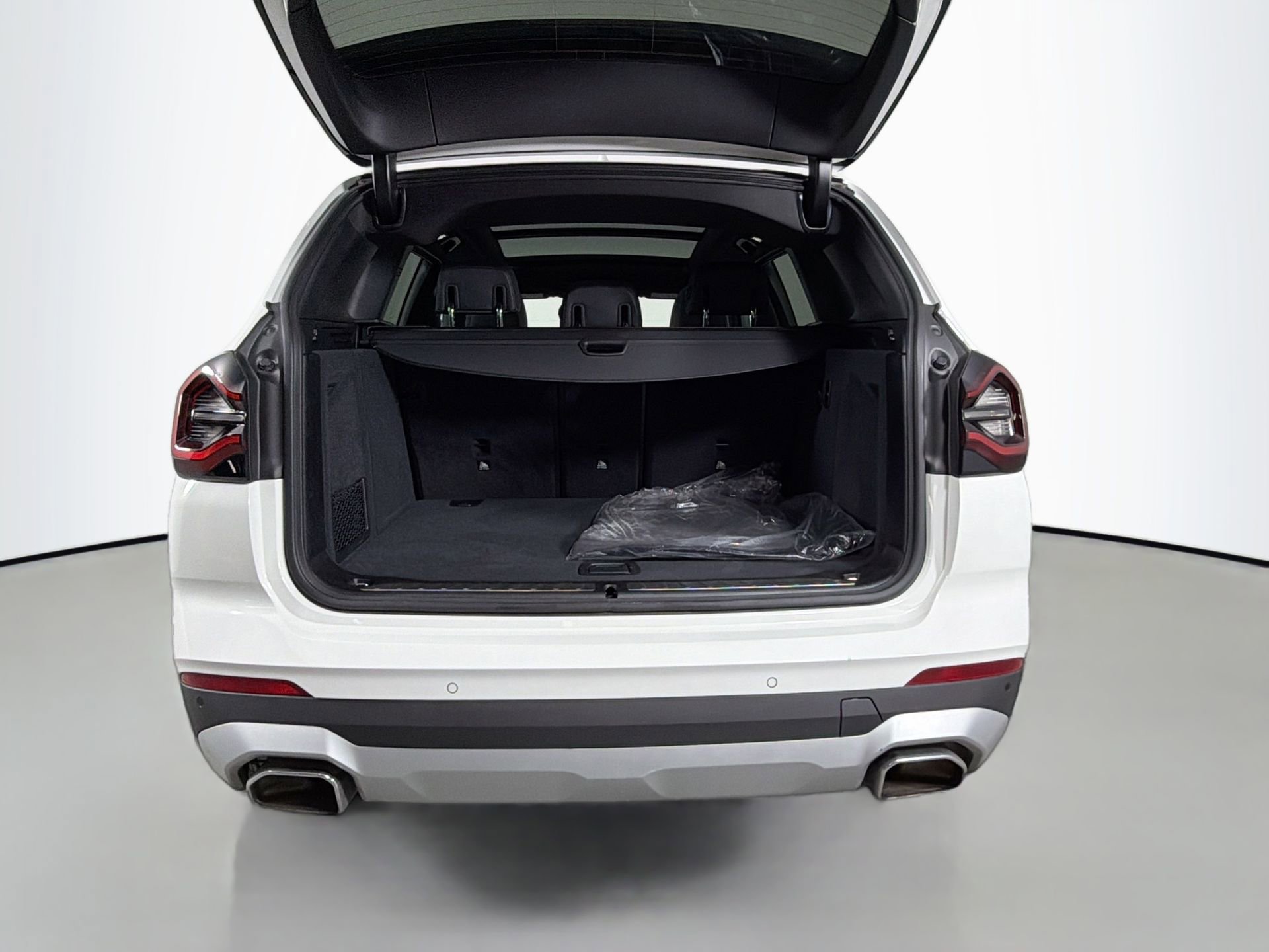 Certified 2024 BMW X3 xDrive30i w/ Convenience Package image 27