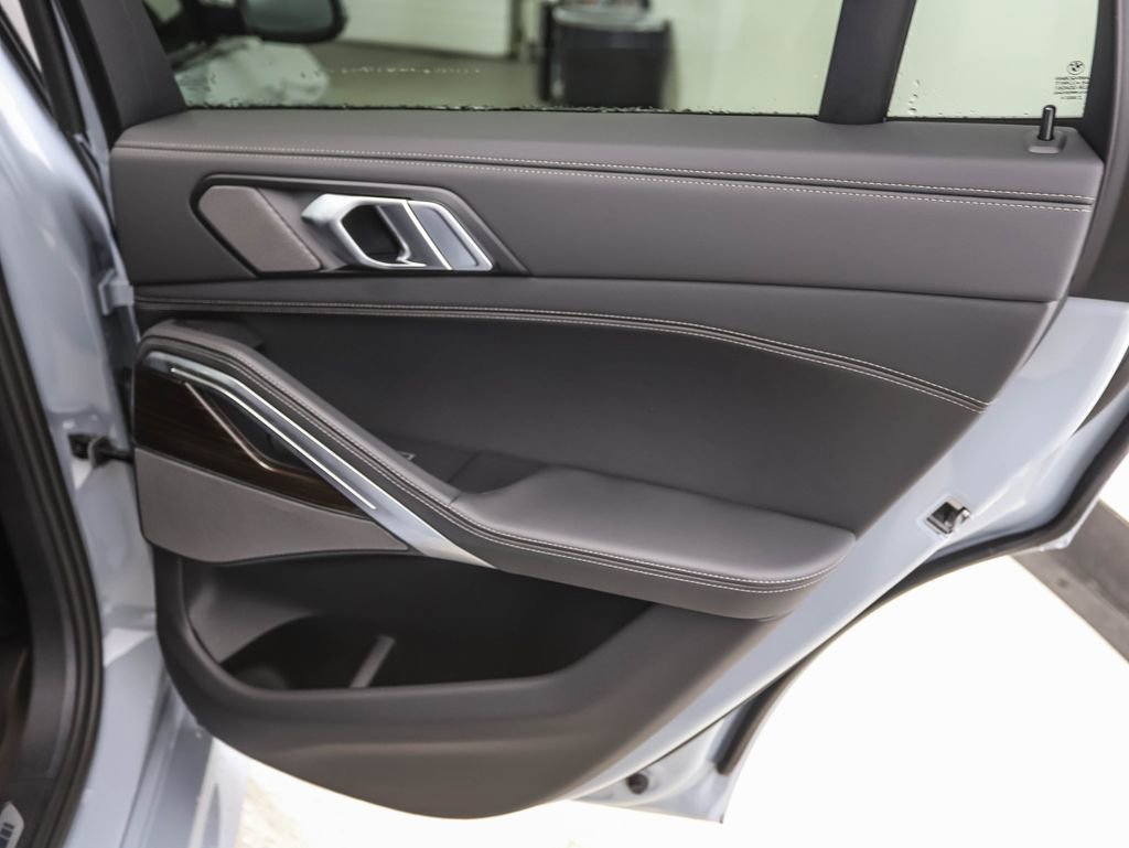 Used 2026 BMW X6 xDrive40i image 25