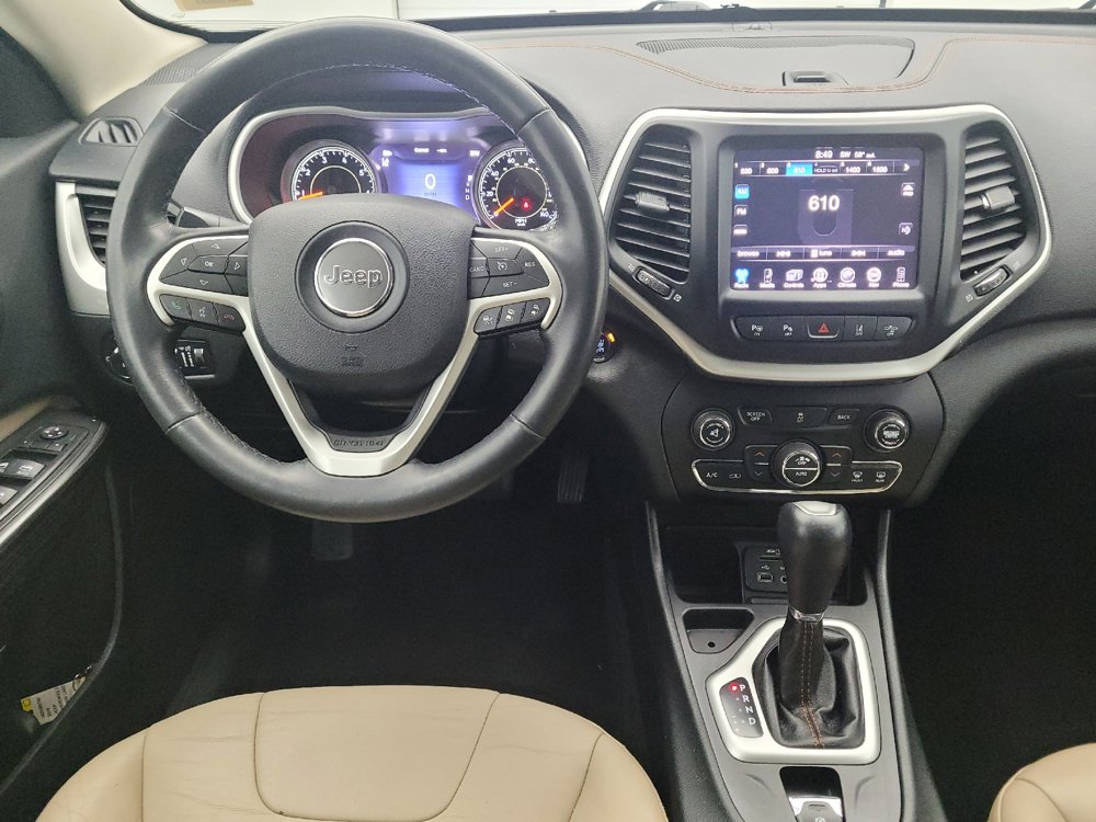 Used 2015 Jeep Cherokee Limited w/ Technology Group FWD image 22