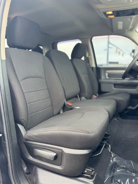 Used 2019 RAM 1500 Classic Warlock image 26