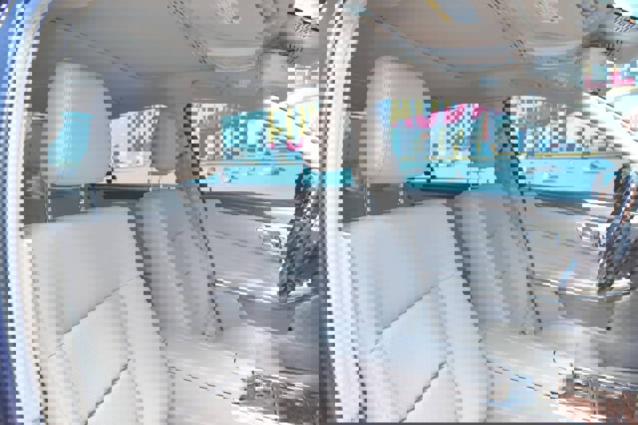 Used 2014 Mercedes-Benz E 350 Sedan w/ Premium 1 Package image 39