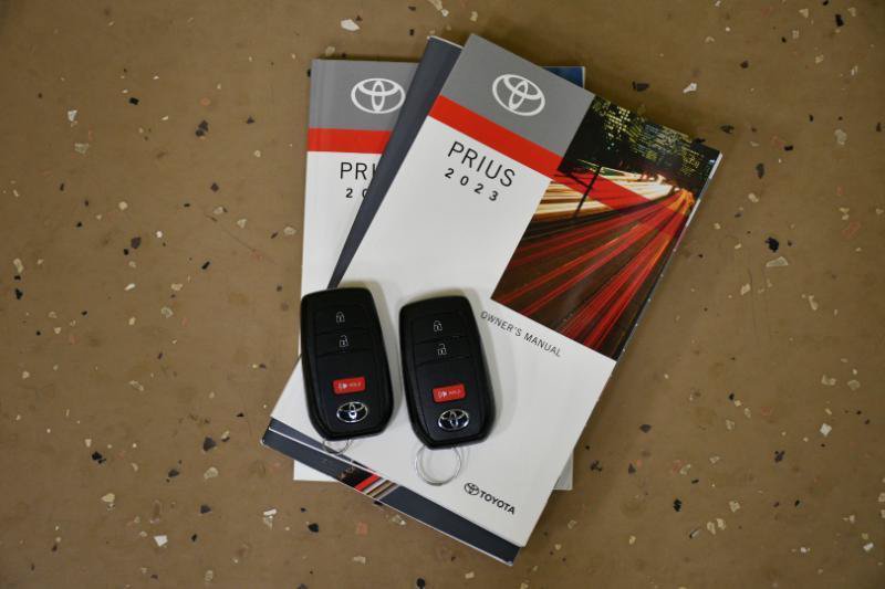 Used 2023 Toyota Prius XLE FWD image 53