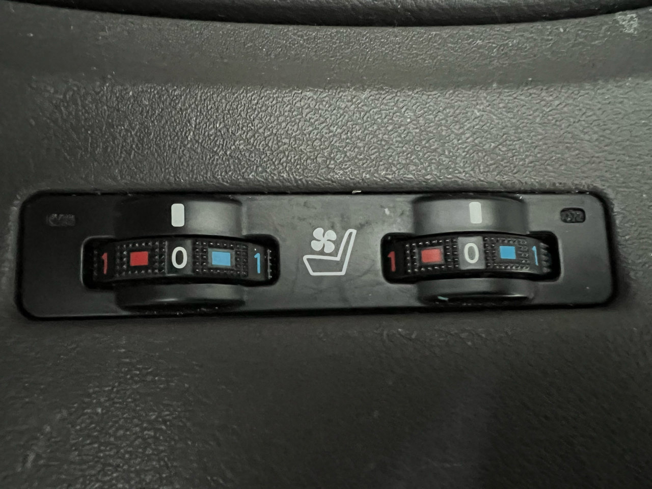 Used 2012 Lexus ES 350 image 21