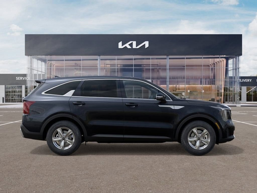 New 2026 Kia Sorento LX FWD image 8