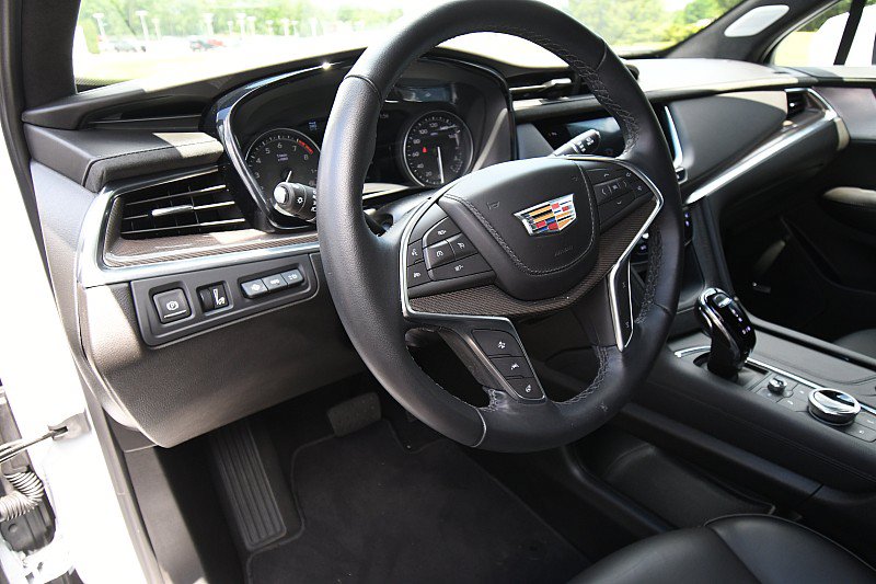 Used 2024 Cadillac XT5 Premium Luxury w/ Platinum Package AWD/4WD image 13