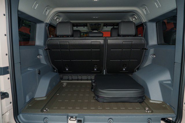 Used 2025 INEOS Grenadier Station Wagon AWD/4WD image 26