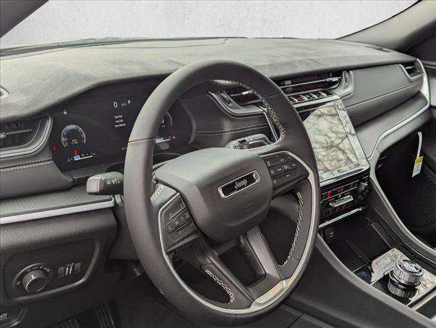 New 2025 Jeep Grand Cherokee Laredo X w/ Luxury Tech Group I image 9