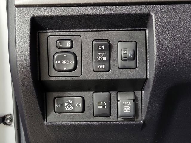 Used 2021 Toyota Tundra SR5 AWD/4WD image 23