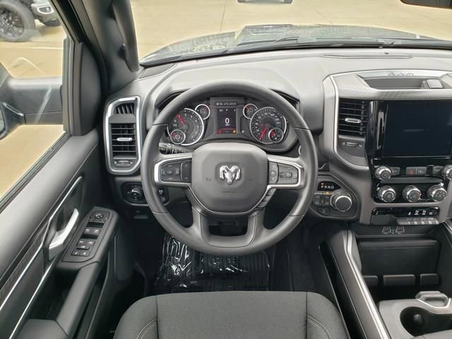 New 2026 RAM 1500 Big Horn AWD/4WD image 9